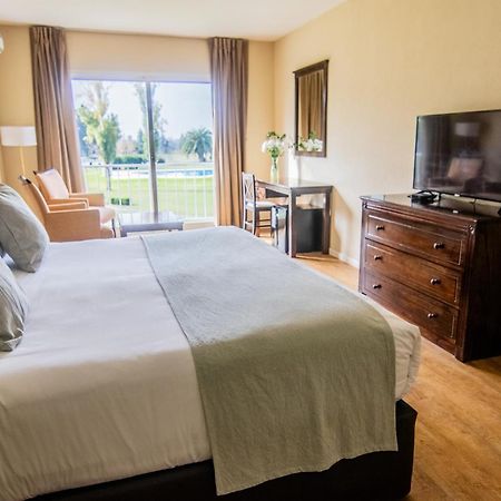 Wyndham Garden Campana Hotel Luaran gambar