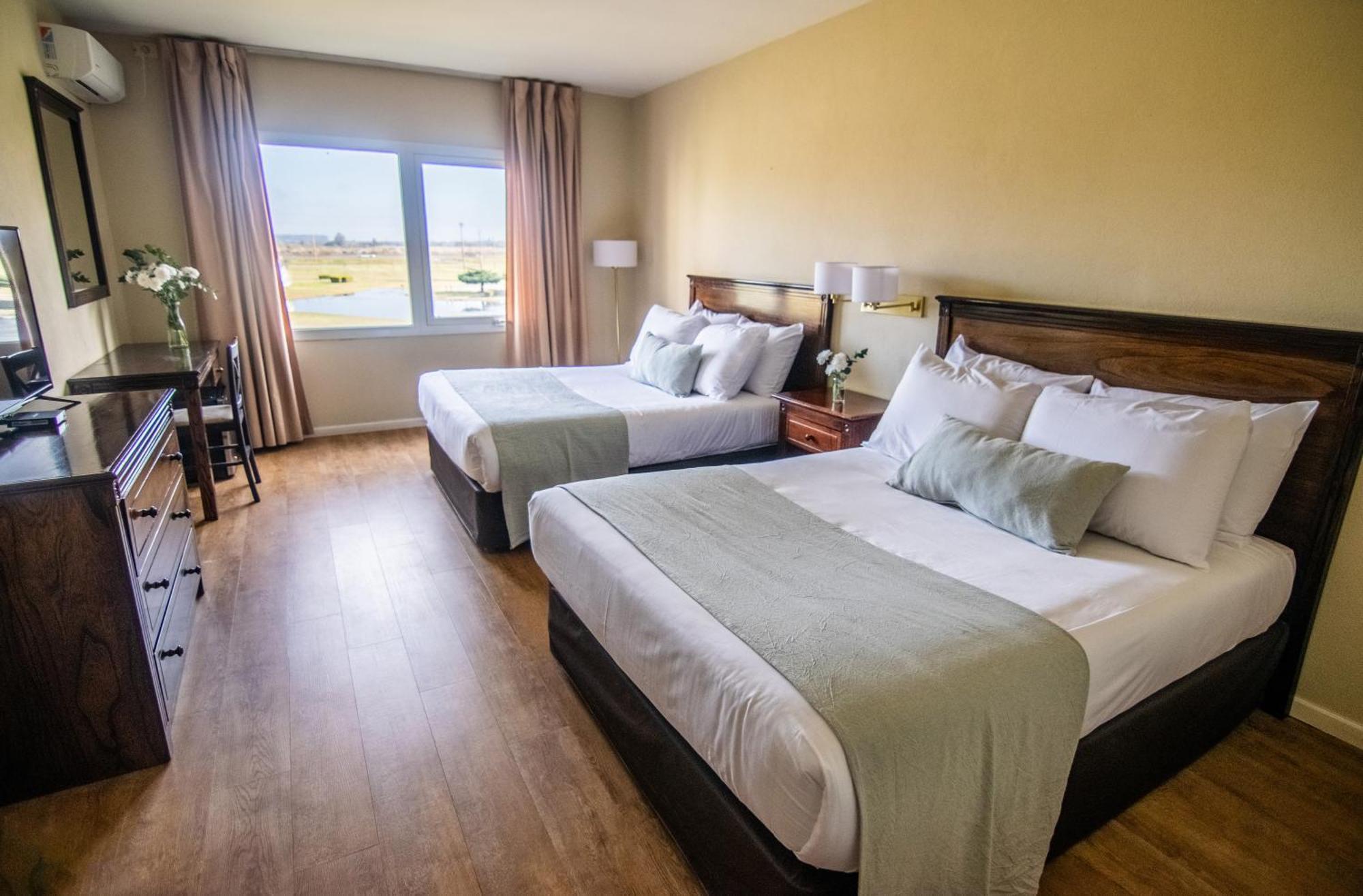 Wyndham Garden Campana Hotel Luaran gambar