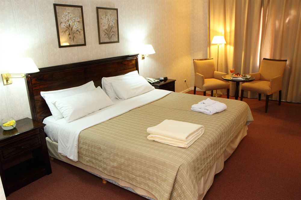 Wyndham Garden Campana Hotel Luaran gambar