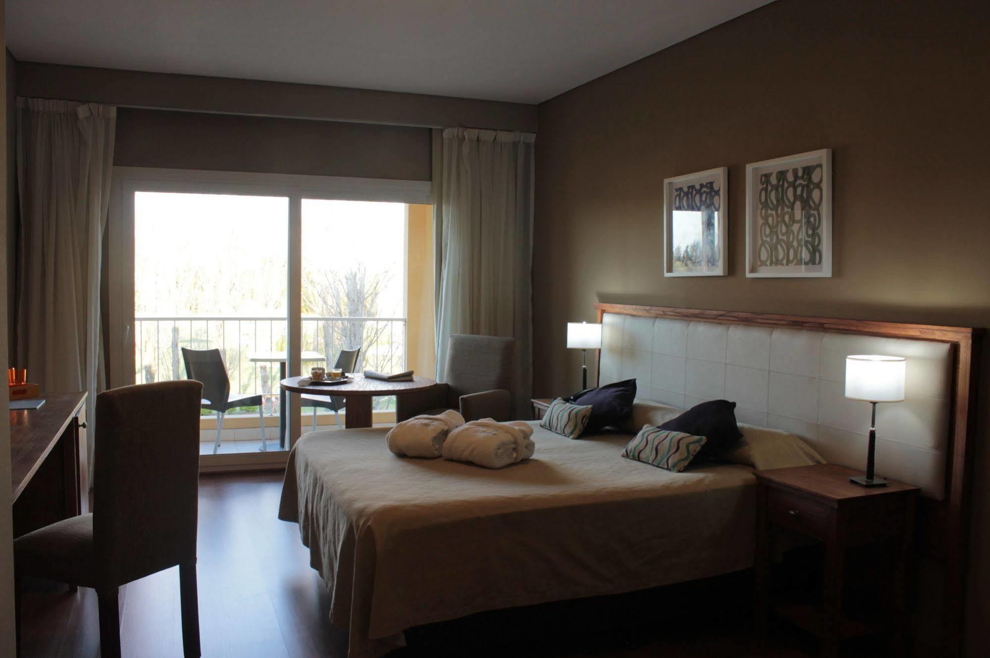 Wyndham Garden Campana Hotel Luaran gambar
