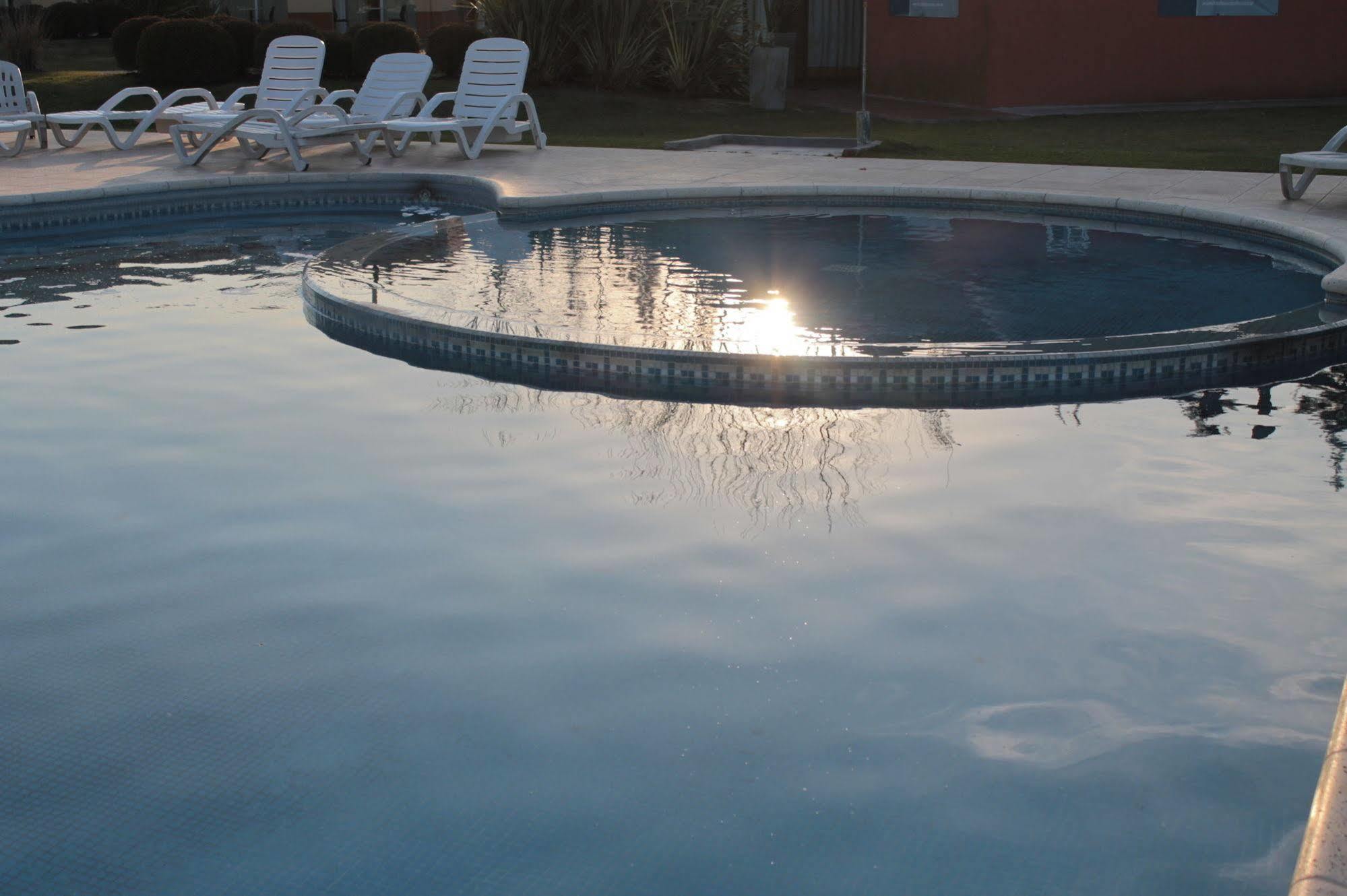 Wyndham Garden Campana Hotel Luaran gambar